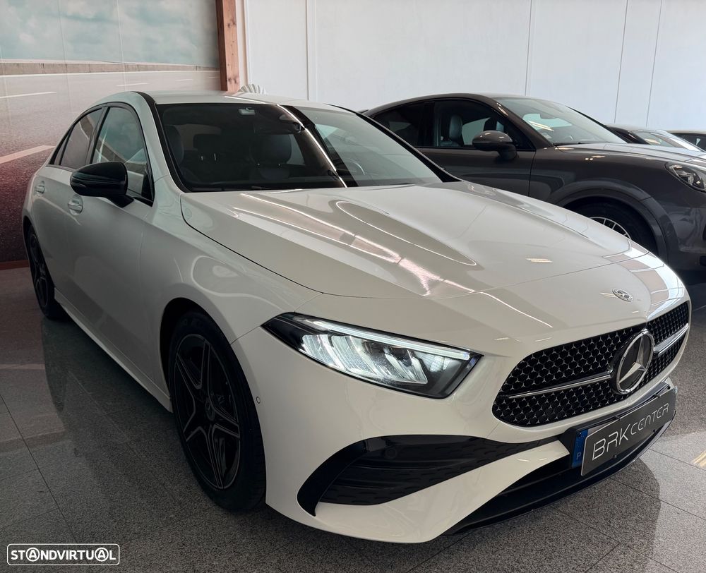 Mercedes-Benz A 200 d 8G-DCT AMG Line - 3