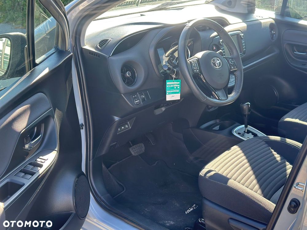 Toyota Yaris 1.5 VVT-i Selection - 15