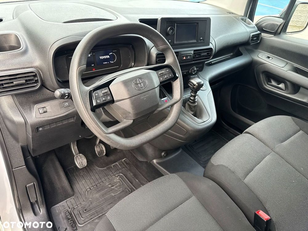 Toyota PROACE CITY - 11