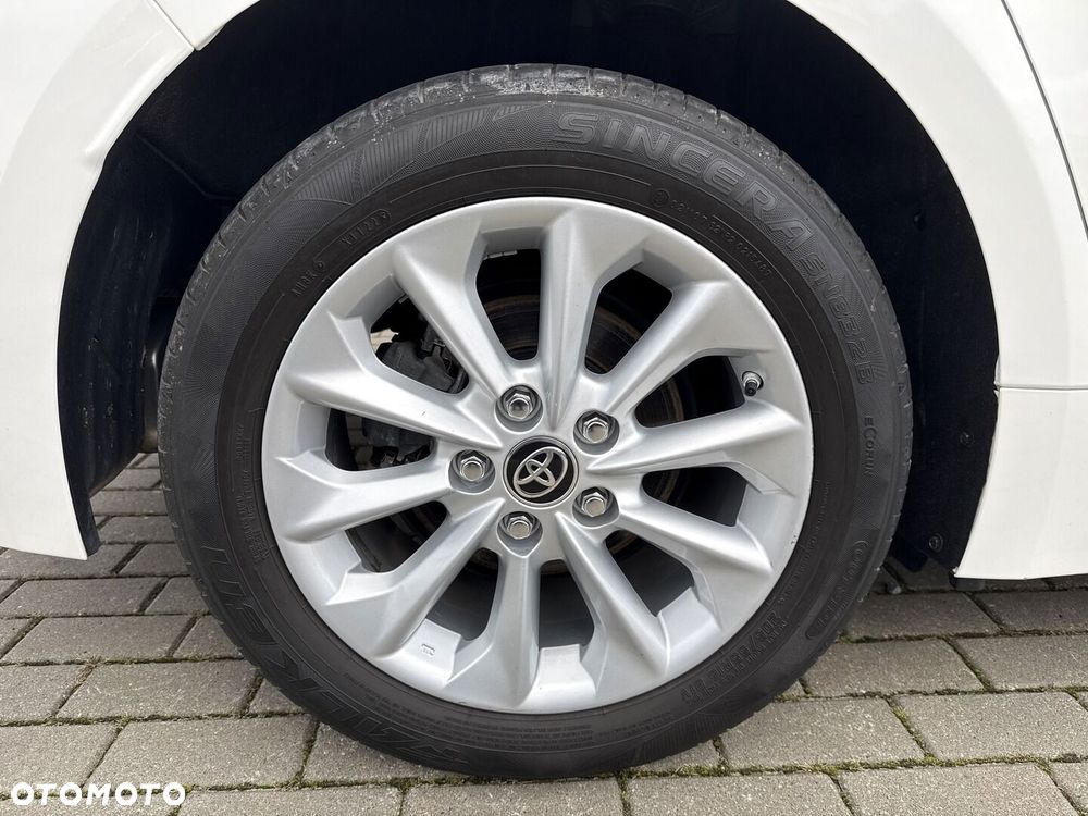 Toyota Corolla - 30