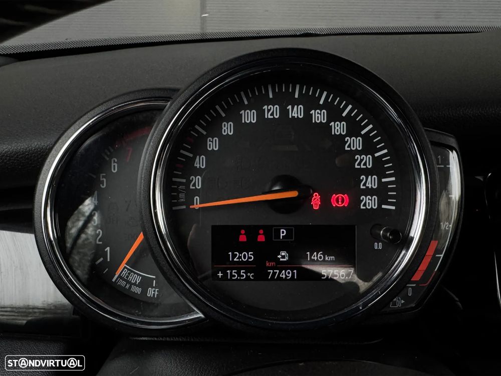 MINI Cabrio Cooper Classic Auto - 11