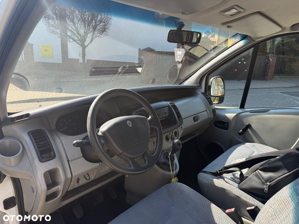 Renault Trafic - 9
