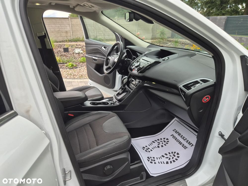 Ford Kuga 2.0 TDCi 4x4 Titanium - 35