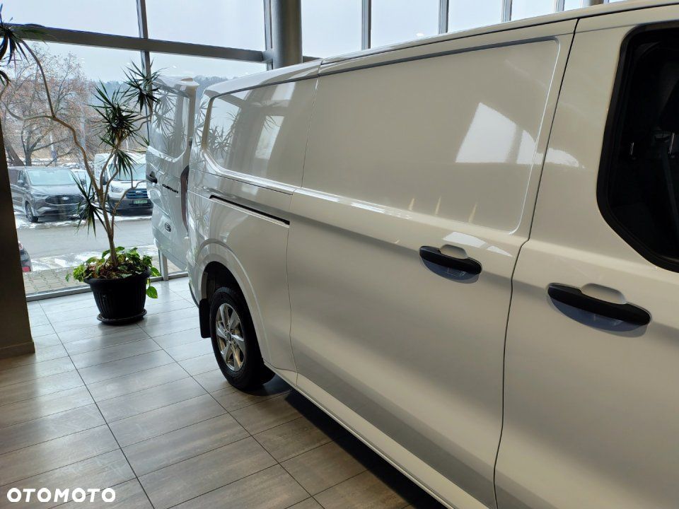 Ford Transit Custom - 12
