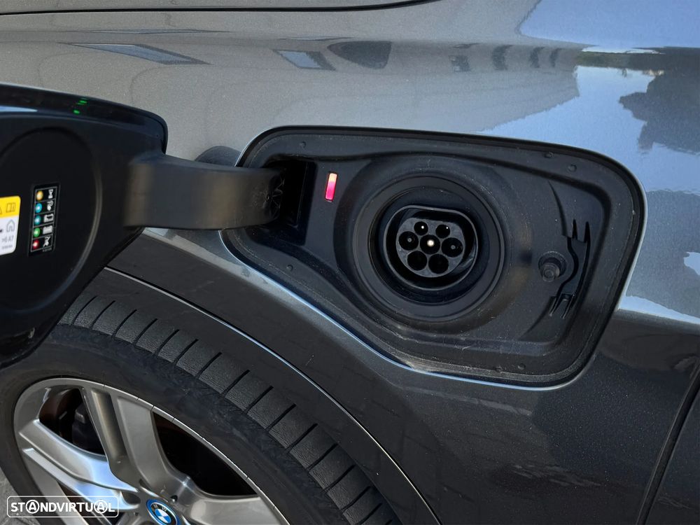 BMW X1 xDrive25e M Sport - 17