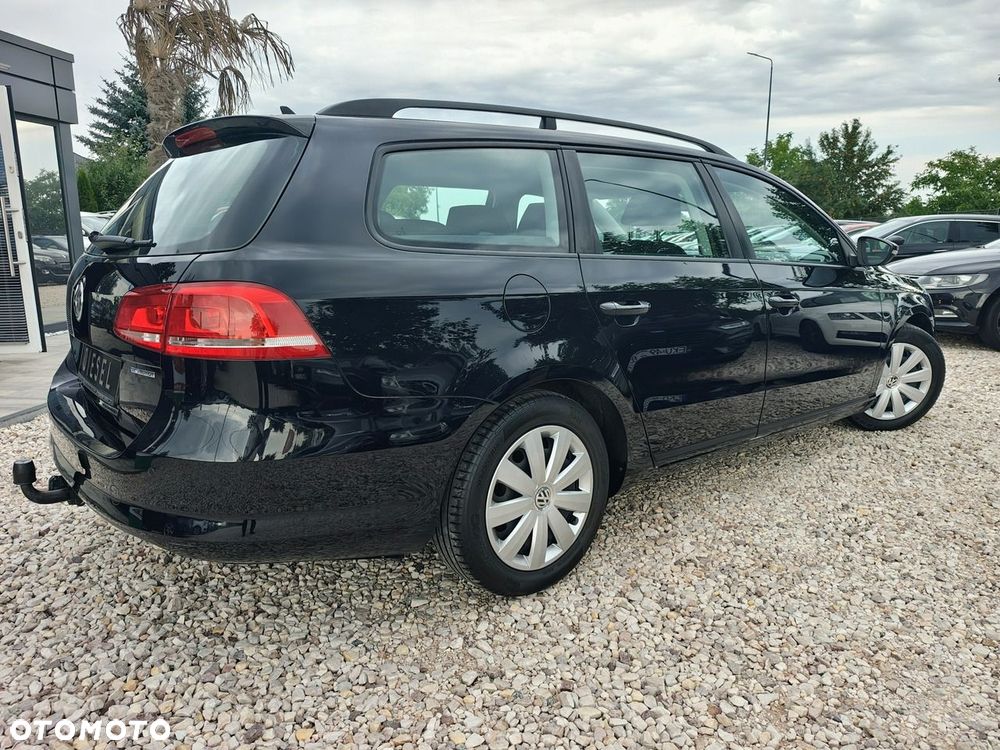 Volkswagen Passat - 24