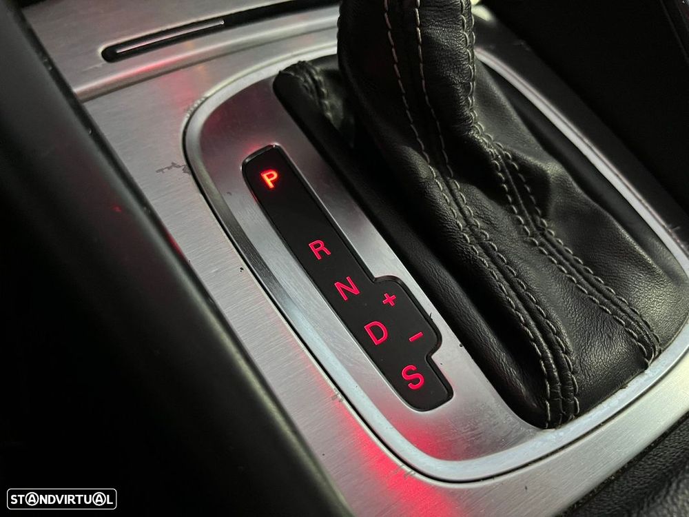 Audi A3 Sportback 1.6 TDI DPF S tronic S line Sport Pack - 25