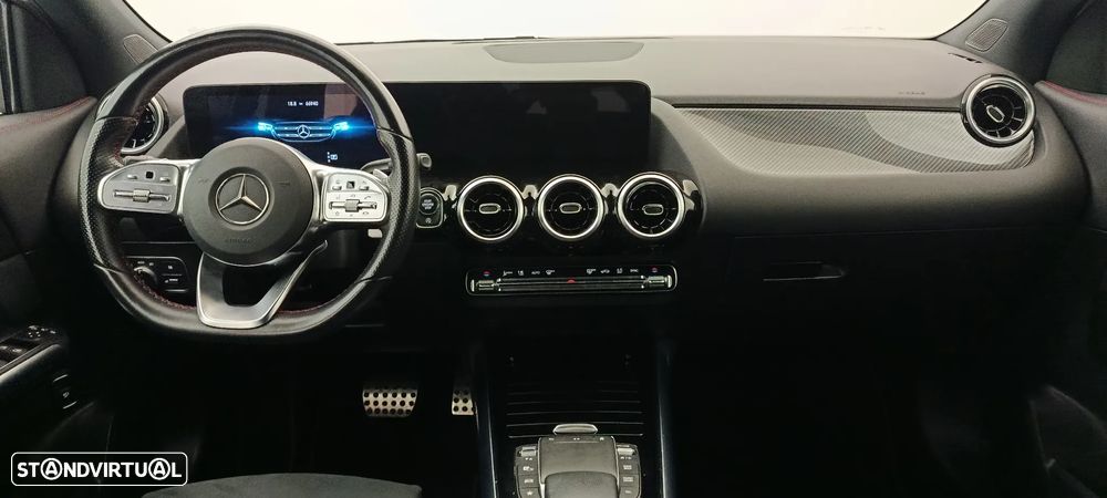 Mercedes-Benz GLA 180 d AMG Line - 18