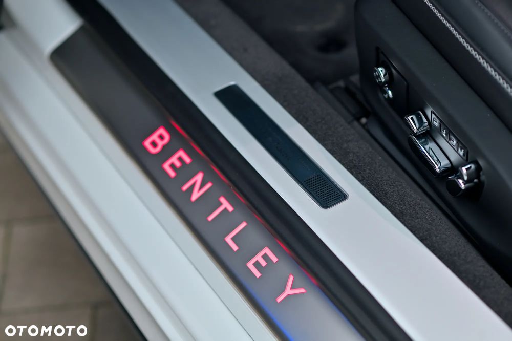 Bentley Continental GT - 17