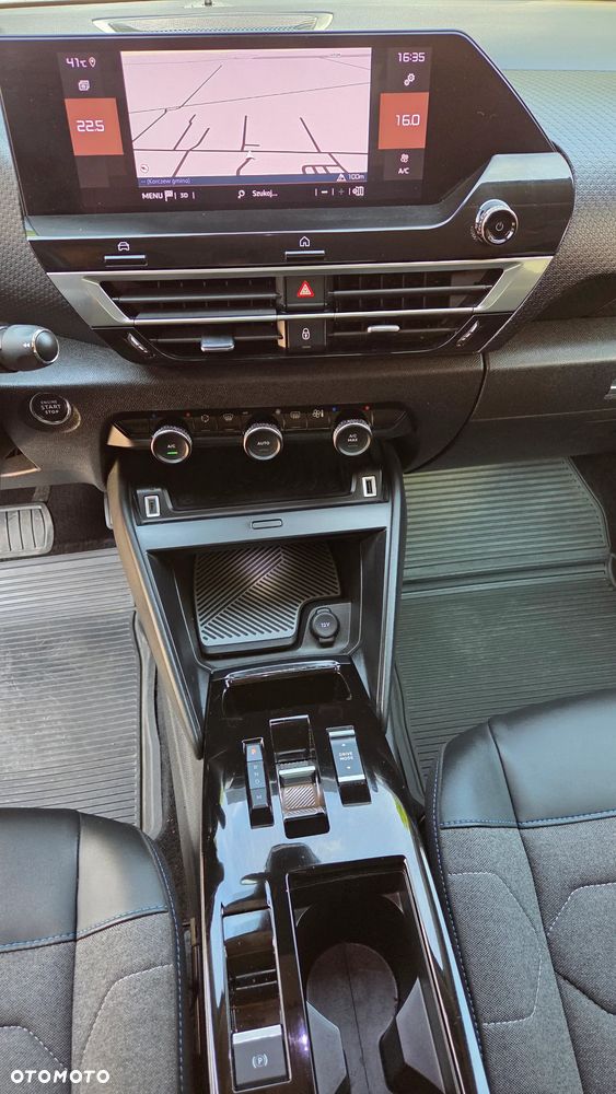 Citroën C4 BlueHDi 130 Stop&Start EAT8 FEEL PACK - 23