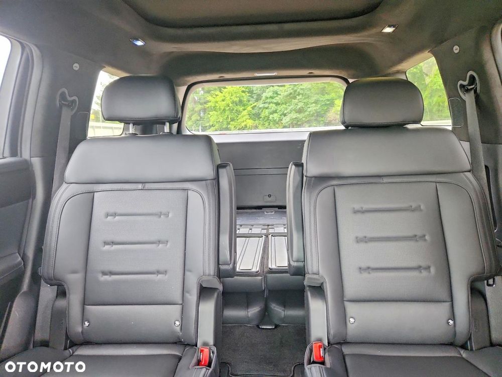 Hyundai Santa Fe 1.6 HEV 4WD 6-Sitzer Blackline - 9