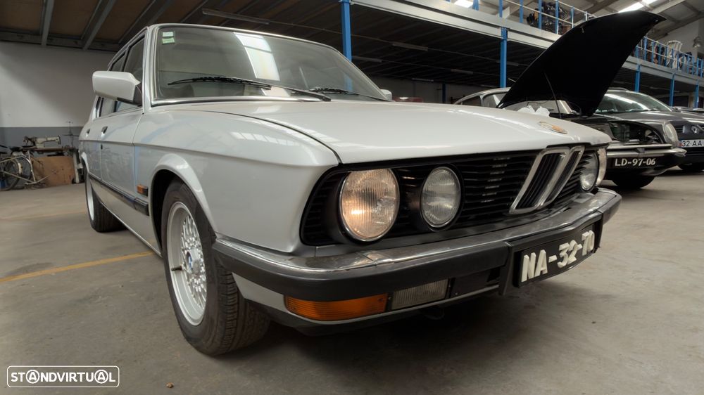 BMW 528 - 10