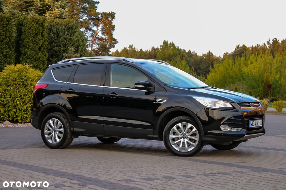 Ford Kuga 2.0 TDCi 2x4 Titanium - 12