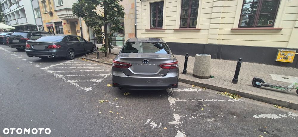 Toyota Camry 2.5 Hybrid Executive CVT - 5