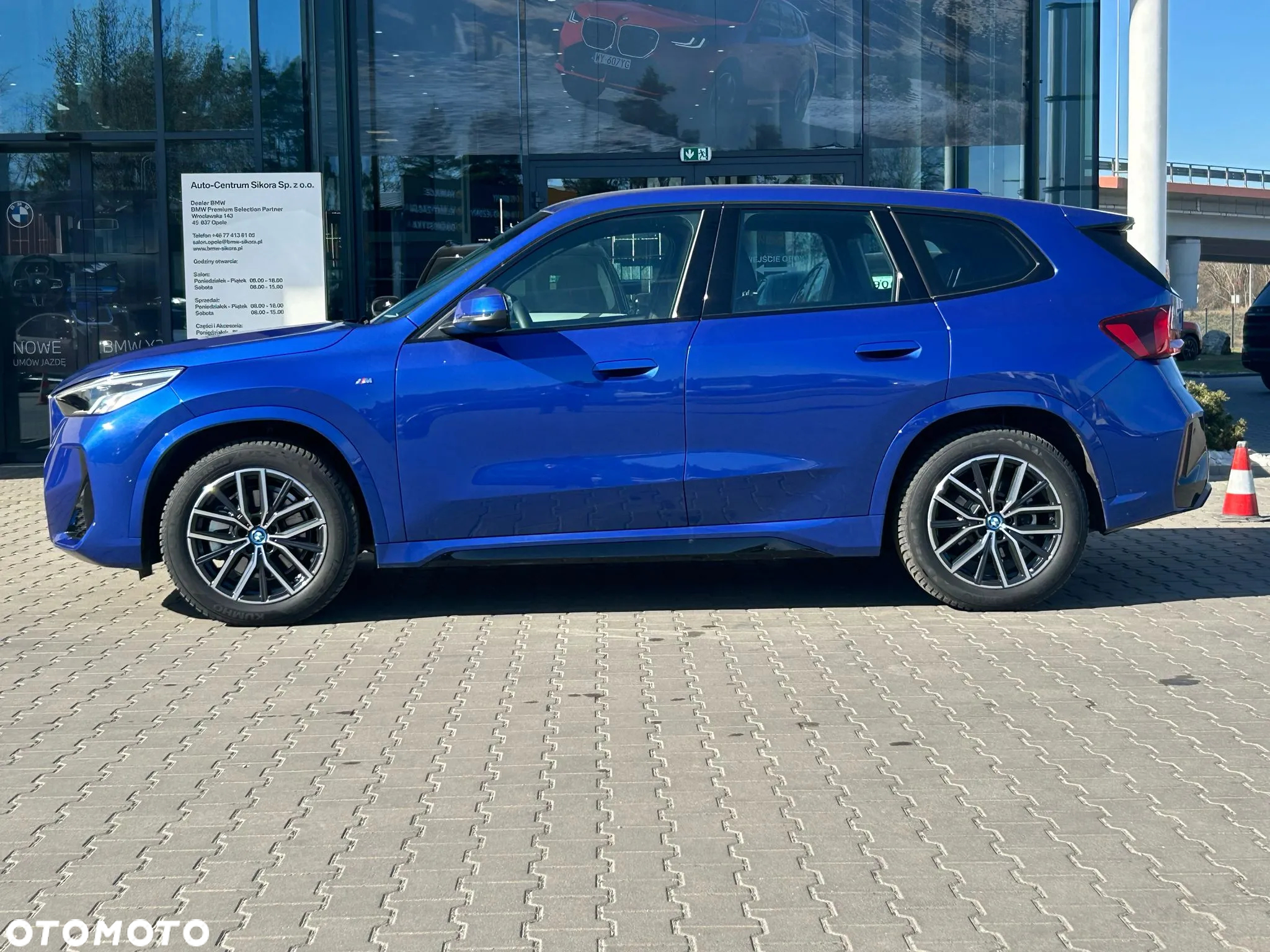 BMW iX1 - 2