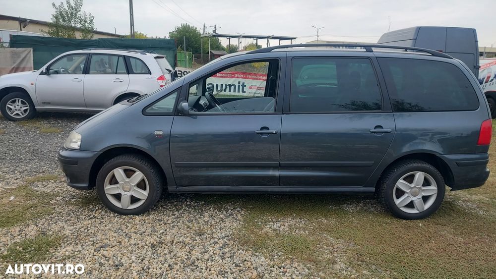Volkswagen Sharan 1.9TDI Comfortline - 4