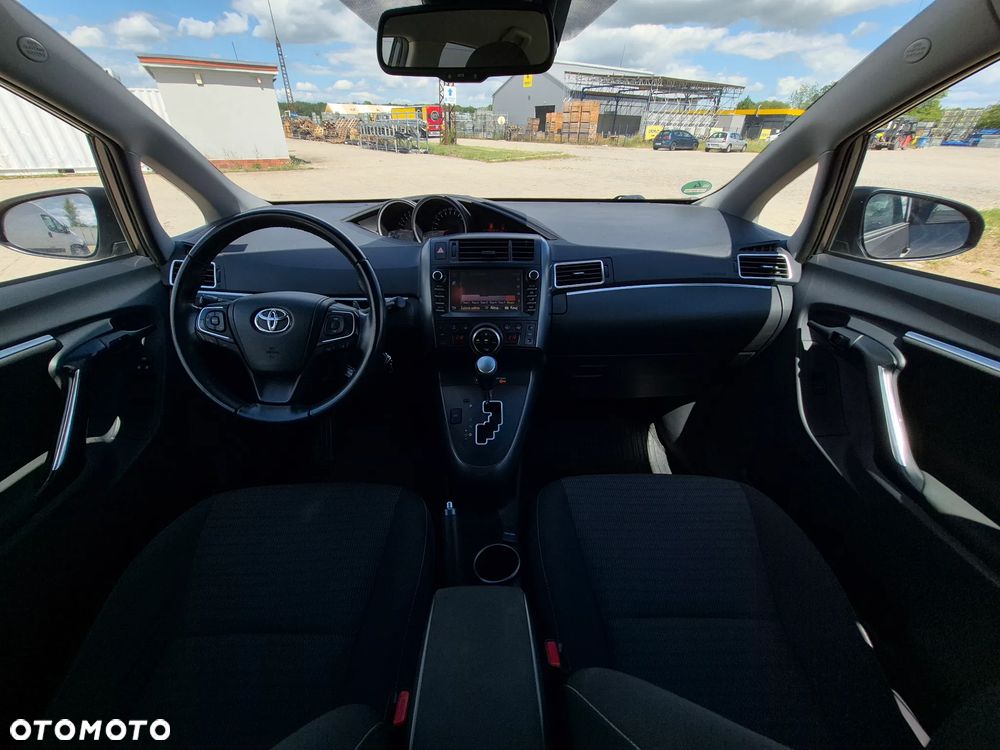 Toyota Verso 1.8 Prestige EU5 MS - 24
