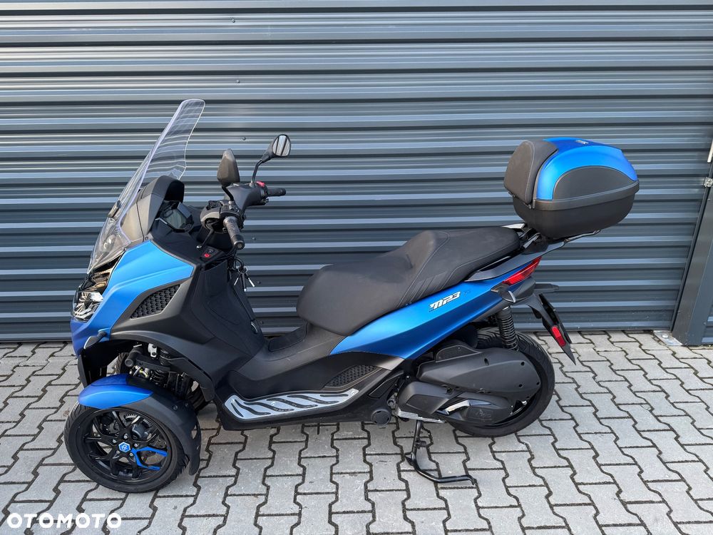 Piaggio MP-3 - 4