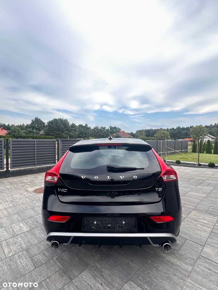Volvo V40 T2 Drive-E R-Design Momentum - 6