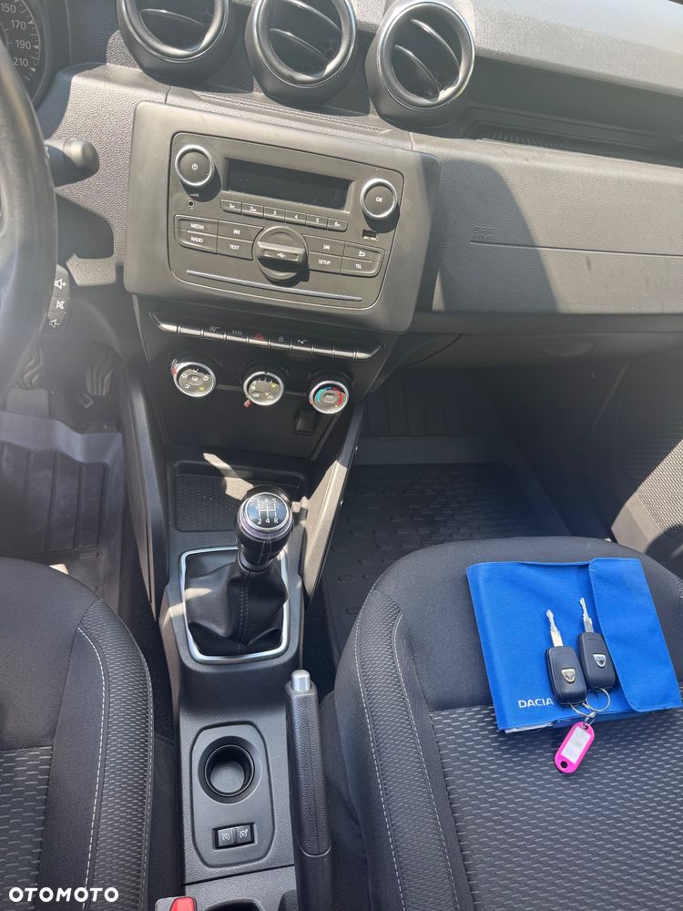 Dacia Duster 1.6 SCe Outdoor S&S - 28