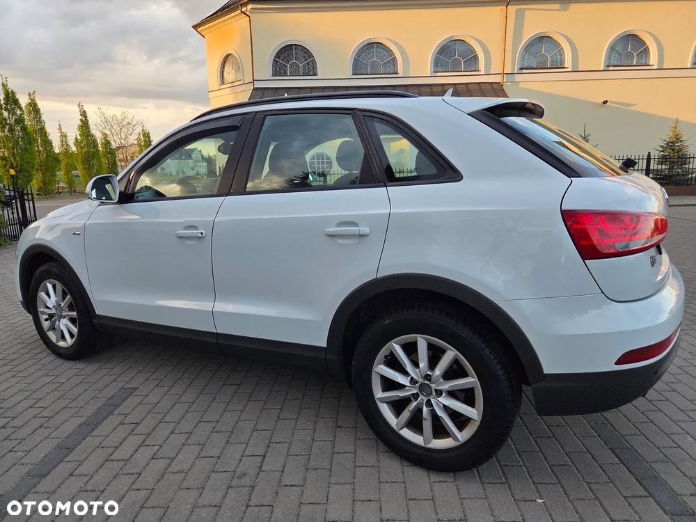 Audi Q3 2.0 TDI Sport - 6