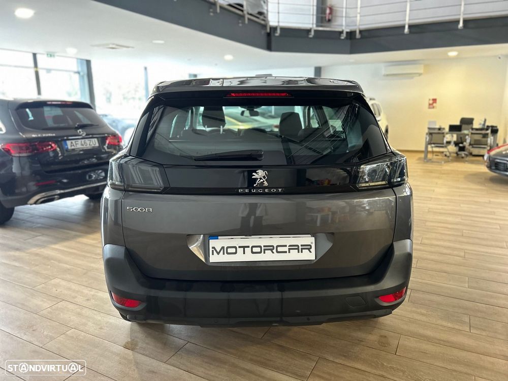 Peugeot 5008 - 5
