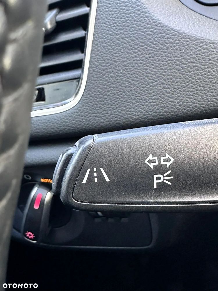 Audi Q3 1.4 TFSI Edycja Specjalna - 18