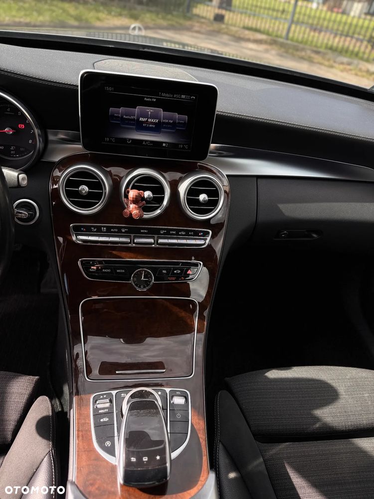 Mercedes-Benz Klasa C 180 7G-TRONIC Exclusive - 14
