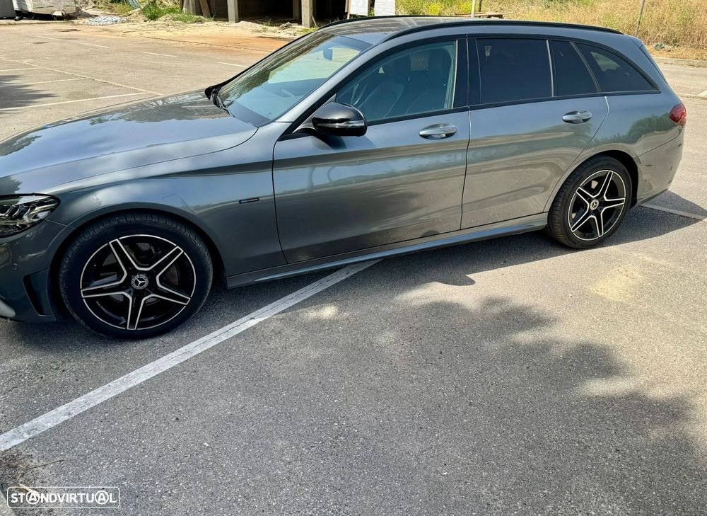 Mercedes-Benz C 300 de AMG Line - 2