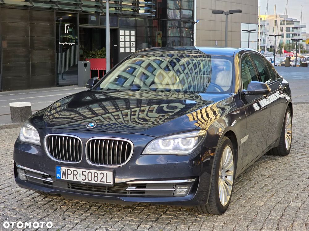 BMW Seria 7 2012 photo 2