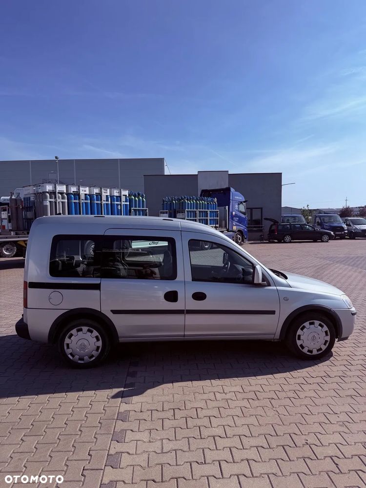 Opel Combo Tour - 5