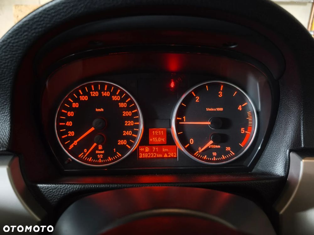 BMW Seria 3 320d - 40