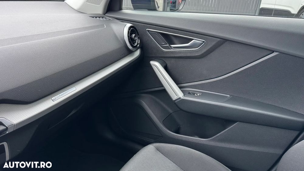 Audi Q2 35 TFSI S tronic sport - 25