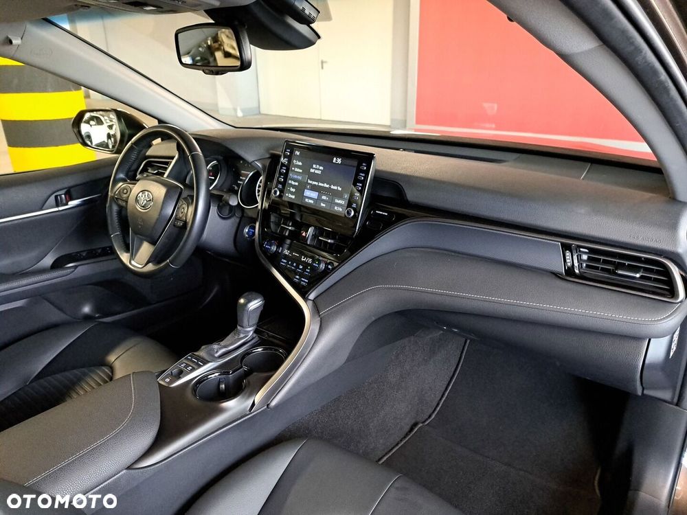 Toyota Camry 2.5 Hybrid Prestige CVT - 17
