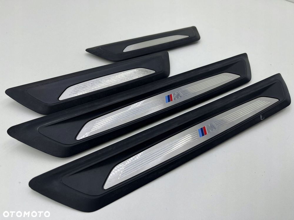 BMW 3 F34 LISTWY NAKŁADKI PROGOWE M-PAKIET 8051037