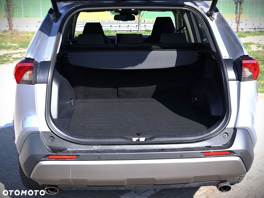 Toyota RAV4 - 13