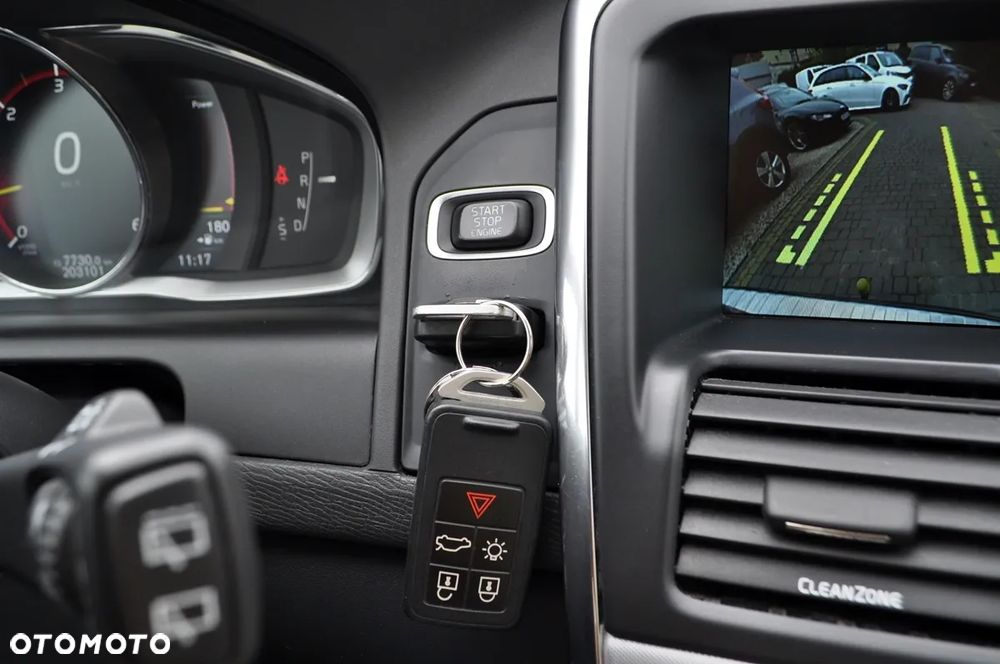 Volvo XC 60 D4 AWD Summum - 38