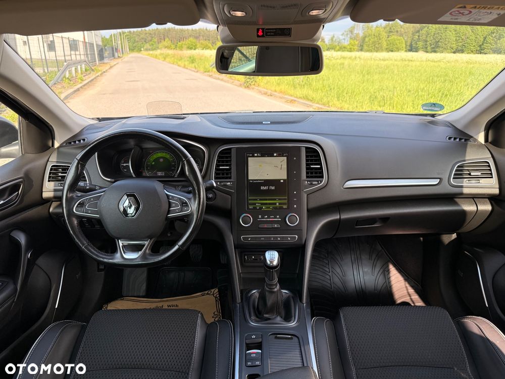 Renault Megane 1.2 Energy TCe Bose - 24