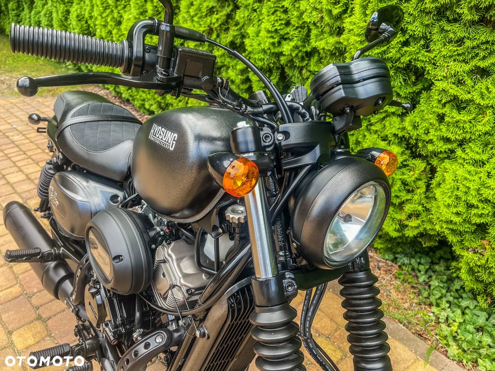 Hyosung GV - 15