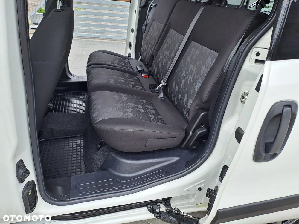 Opel Combo 1.4 Enjoy Eu6 - 11
