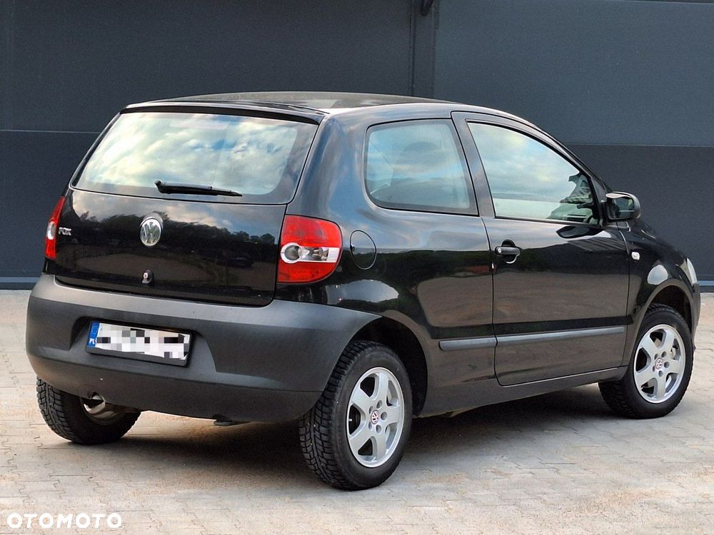 Volkswagen Fox - 2