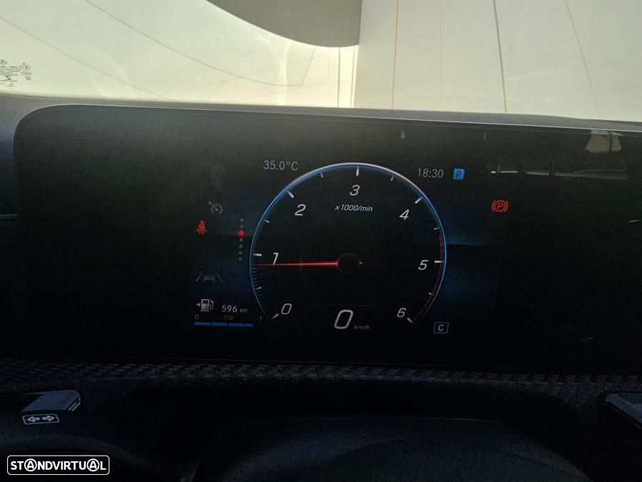 Mercedes-Benz A 180 d Progressive — fotografia 44