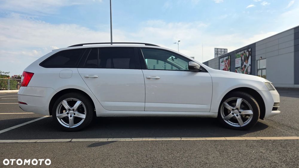 Skoda Octavia 1.6 TDI Ambition - 7