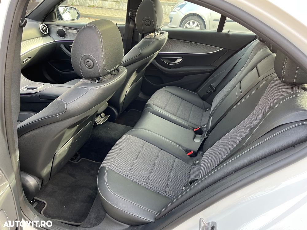 Mercedes-Benz E - 17