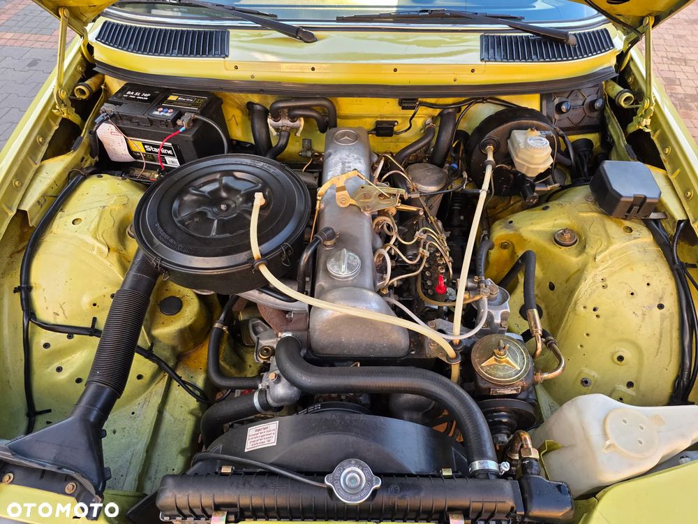 Mercedes-Benz W123 - 15