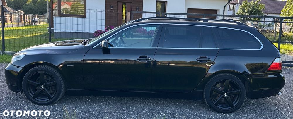 BMW Seria 5 525xi - 2