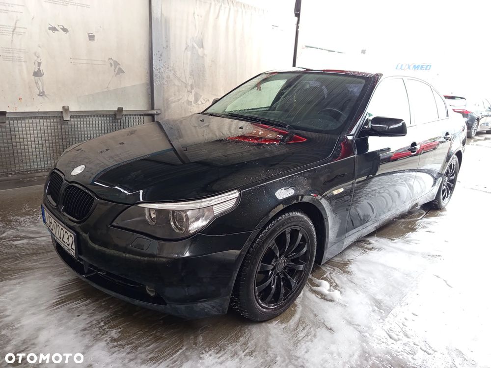 BMW Seria 5 525i - 2
