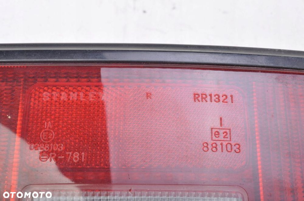 ASTON MARTIN DB7 LAMPA PRAWA TYLNA PRAWY TYŁ - 10