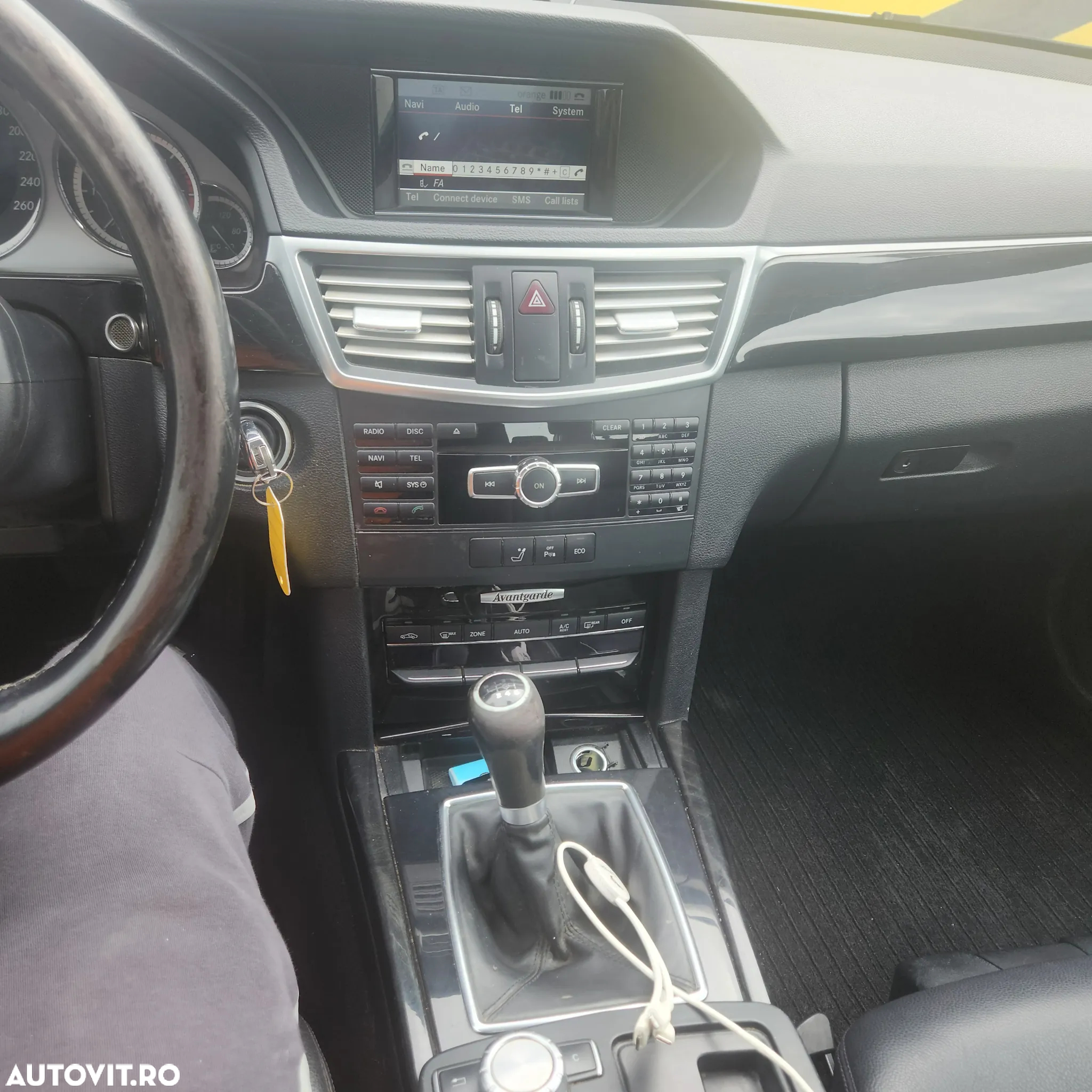 Mercedes-Benz E 200 BlueTEC Avantgarde - 3