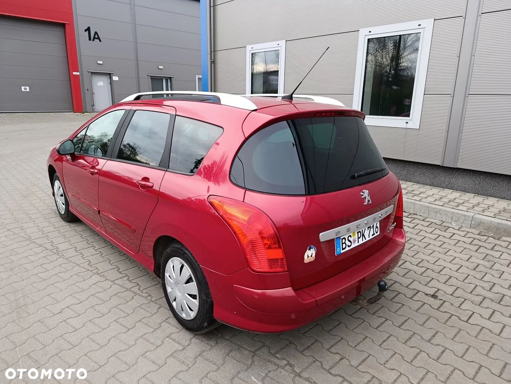 Peugeot 308 120 VTi Family - 12